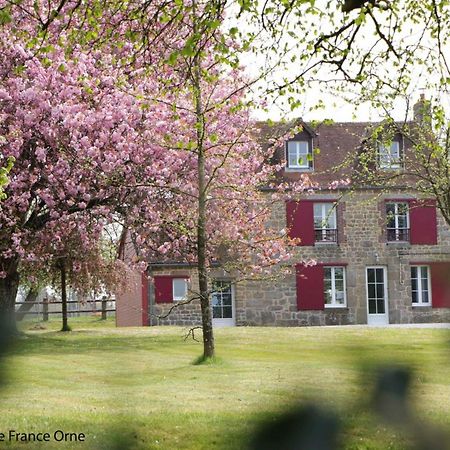 Maison Normande Renovee Avec Grand Jardin, Ideale Pour Famille, Proche Lac Et Randonnees - Fr-1-497-143 Menil-Gondouin Exterior foto